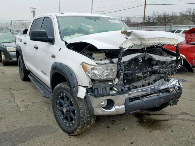 5TFDW5F1XCX212526 - 2012 TOYOTA TUNDRA CRE WHITE photo 1