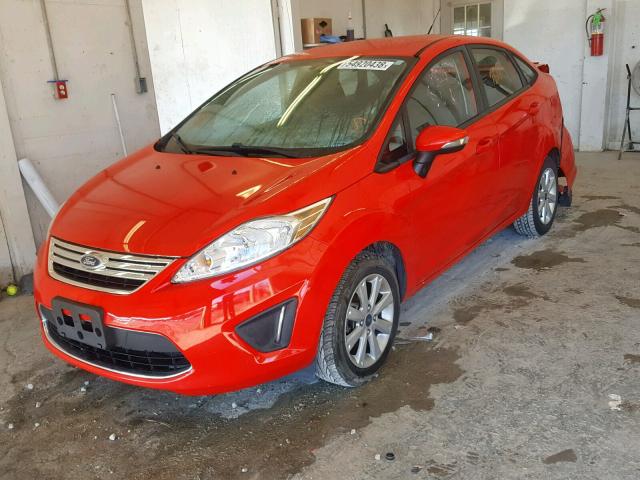 3FADP4BJ0DM174489 - 2013 FORD FIESTA SE RED photo 2