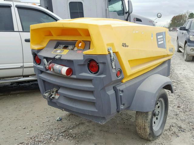 4500A1017HR054307 - 2017 ATLA COMPRESSOR YELLOW photo 2