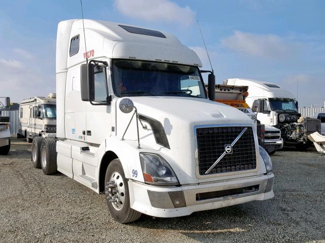 4V4NC9EH68N261894 - 2008 VOLVO VN VNL WHITE photo 1