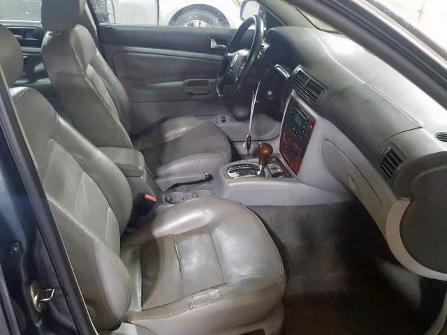 WVWRH63B04P056520 - 2004 VOLKSWAGEN PASSAT GLX 蓝色 照片 5