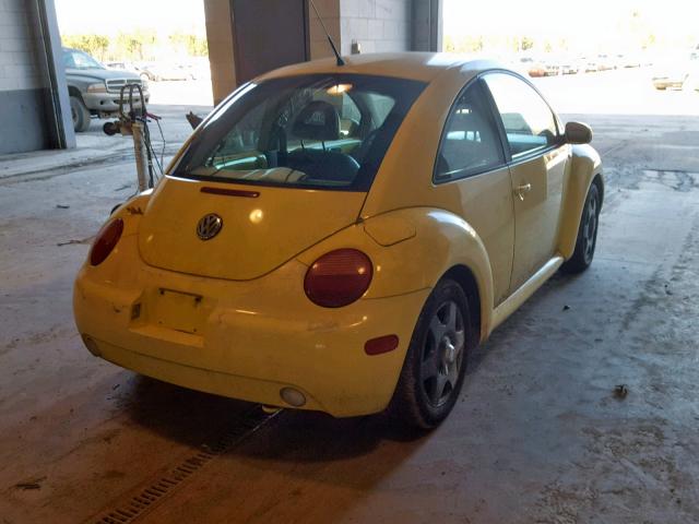 3VWCS21C31M407611 - 2001 VOLKSWAGEN NEW BEETLE YELLOW photo 4