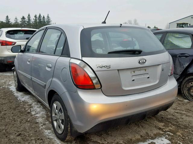 KNADH5B32B6830216 - 2011 KIA RIO BASE SILVER photo 3