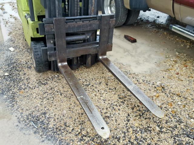 2354776155FA - 2000 CLAR FORKLIFT 绿色 照片 9