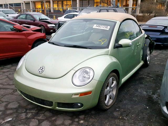 3VWSF31Y67M408522 - 2007 VOLKSWAGEN NEW BEETLE Yaşıl foto 2