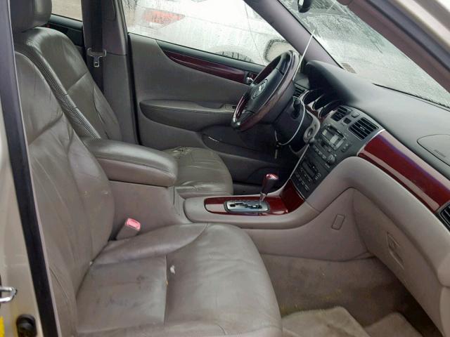 JTHBA30G440007672 - 2004 LEXUS ES 330 SILVER photo 5