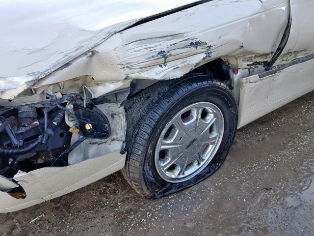 1LNHM82W71Y698225 - 2001 LINCOLN TOWN CAR S WHITE photo 9