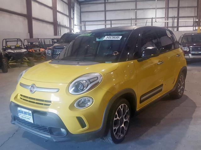 ZFBCFADH7EZ023492 - 2014 FIAT 500L TREKK YELLOW photo 2