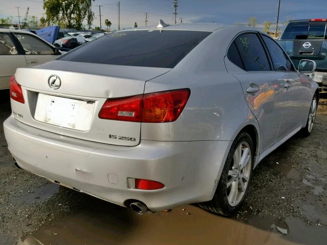 JTHBK262372042425 - 2007 LEXUS IS 250 SILVER photo 4