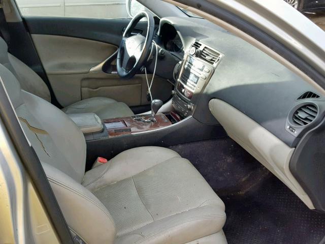 JTHBK262372042425 - 2007 LEXUS IS 250 SILVER photo 5