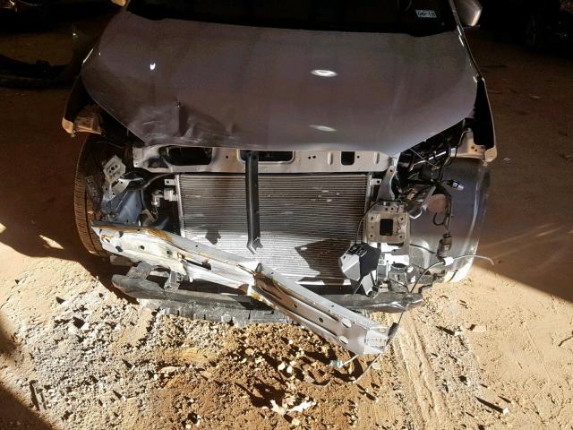 KL8CD6SA6HC745008 - 2017 CHEVROLET SPARK 1LT SILVER photo 9