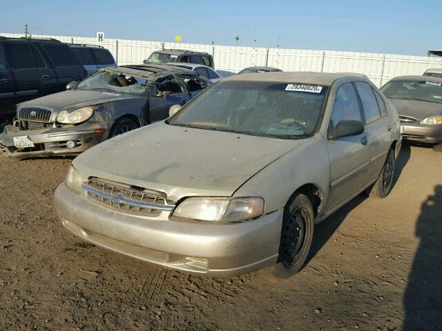 1N4DL01D7WC214152 - 1998 NISSAN ALTIMA XE GOLD photo 2