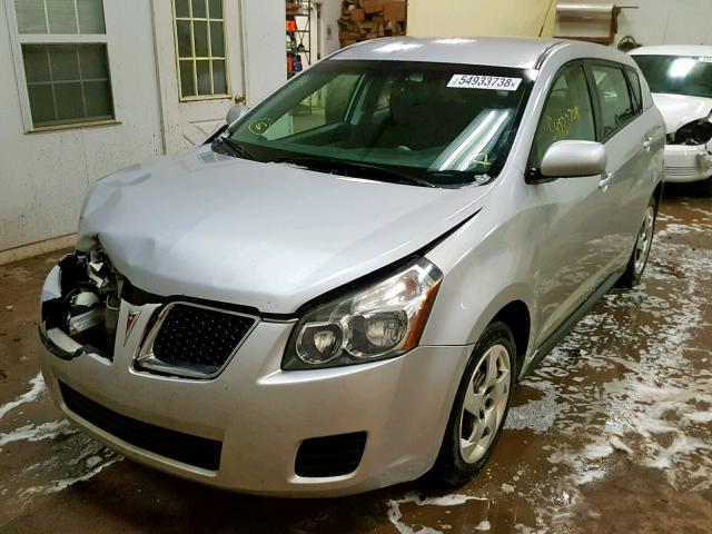 5Y2SL67829Z421435 - 2009 PONTIAC VIBE SILVER photo 2