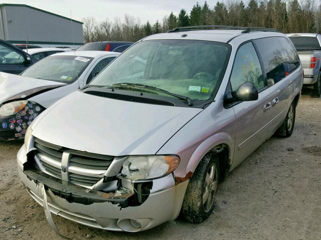 2D4GP44L46R914744 - 2006 DODGE GRAND CARA SILVER photo 2