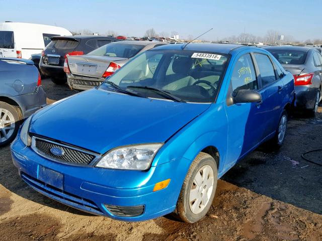 1FAHP34N27W315661 - 2007 FORD FOCUS ZX4 BLUE photo 2