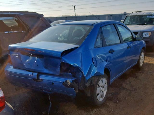 1FAHP34N27W315661 - 2007 FORD FOCUS ZX4 BLUE photo 4