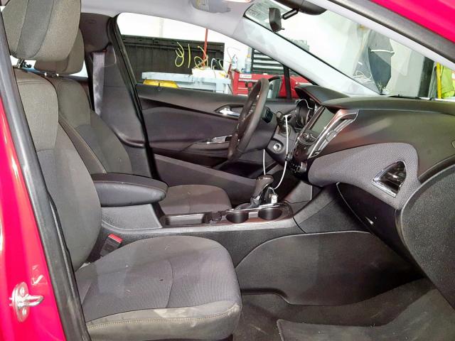 1G1BJ5SM8K7106248 - 2019 CHEVROLET CRUZE RED photo 5