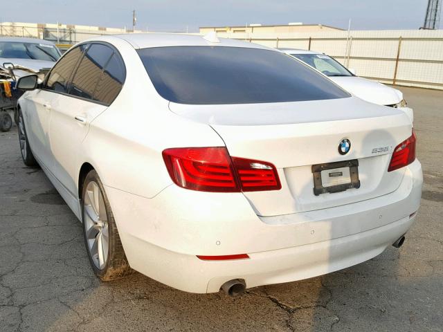 WBAFR7C59BC804893 - 2011 BMW 535 I WHITE photo 3