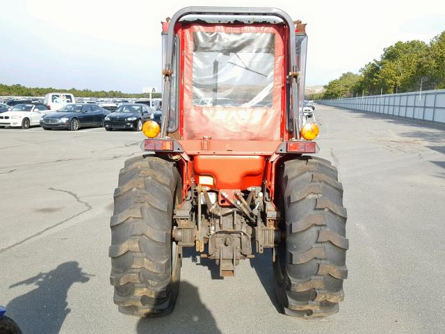 FG2411 - 1998 MSF TRACTOR RED photo 6