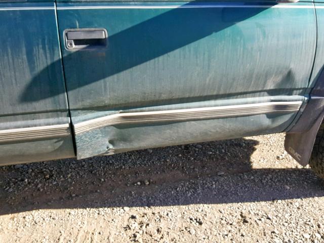 1GTHK33F8VF017485 - 1997 GMC SIERRA K35 GREEN photo 9