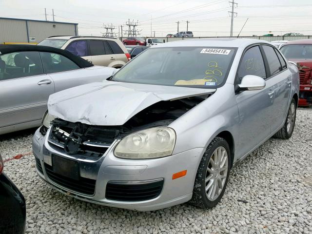 3VWEF71K07M159960 - 2007 VOLKSWAGEN JETTA WOLF SILVER photo 2