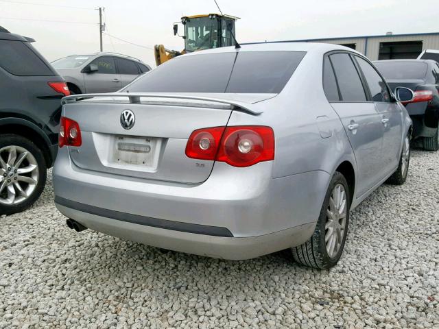 3VWEF71K07M159960 - 2007 VOLKSWAGEN JETTA WOLF SILVER photo 4