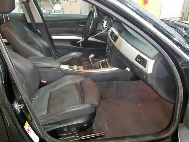 WBAVB33586AZ88301 - 2006 BMW 330 I BLACK photo 5