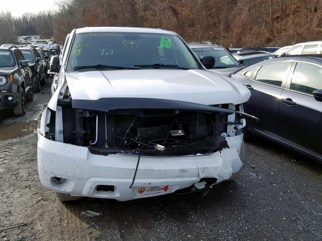 1GNSK2E09BR371459 - 2011 CHEVROLET TAHOE SPEC WHITE photo 9