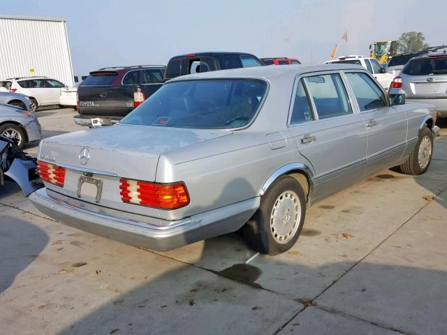 WDBCA3509HA315519 - 1987 MERCEDES-BENZ 420 SEL SILVER photo 4