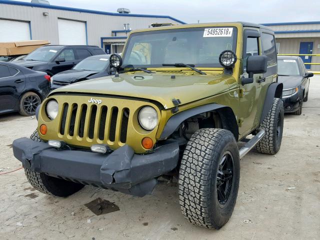 1J4FA24107L202393 - 2007 JEEP WRANGLER X GREEN photo 2