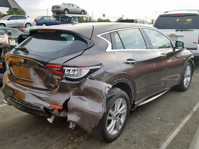 SJKCH5CP9HA036946 - 2017 INFINITI QX30 BASE BROWN photo 4