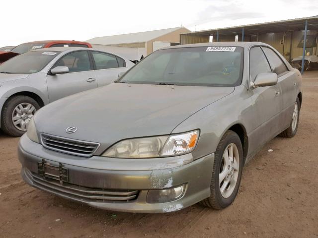 JT8BF28G810326150 - 2001 LEXUS ES 300 GRAY photo 2