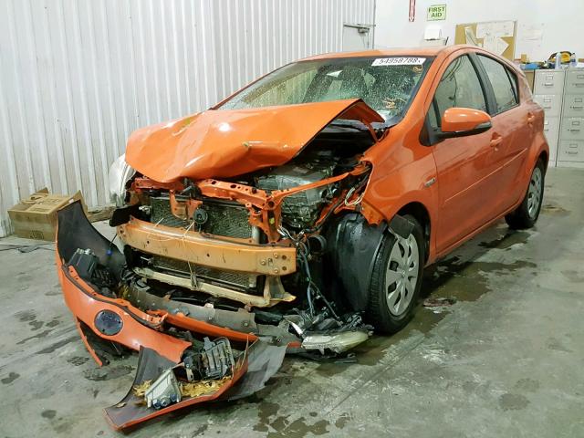 JTDKDTB34D1045707 - 2013 TOYOTA PRIUS C ORANGE photo 2