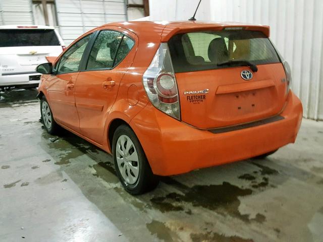 JTDKDTB34D1045707 - 2013 TOYOTA PRIUS C ORANGE photo 3