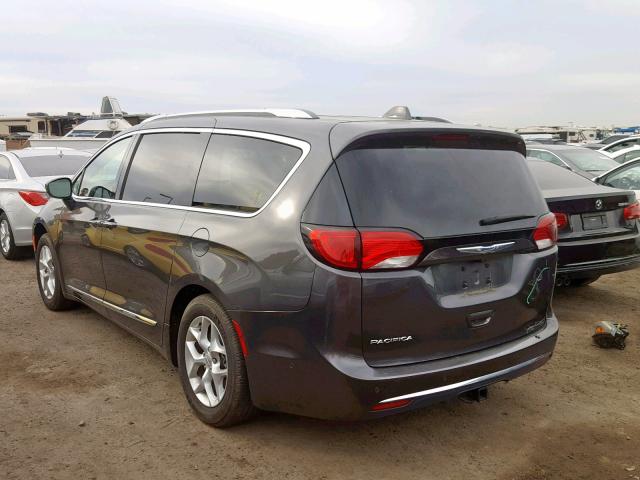 2C4RC1EGXHR634637 - 2017 CHRYSLER PACIFICA T GRAY photo 3