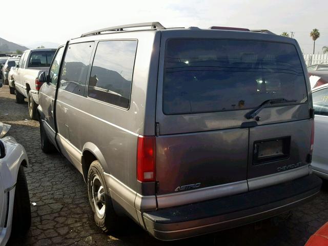 1GNDM19W31B110458 - 2001 CHEVROLET ASTRO GRAY photo 3