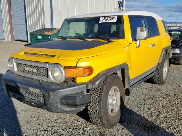 JTEBU11F180101559 - 2008 TOYOTA FJ CRUISER YELLOW photo 2