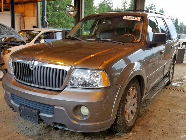 5LMFU28R63LJ00144 - 2003 LINCOLN NAVIGATOR Бежевый фото 2