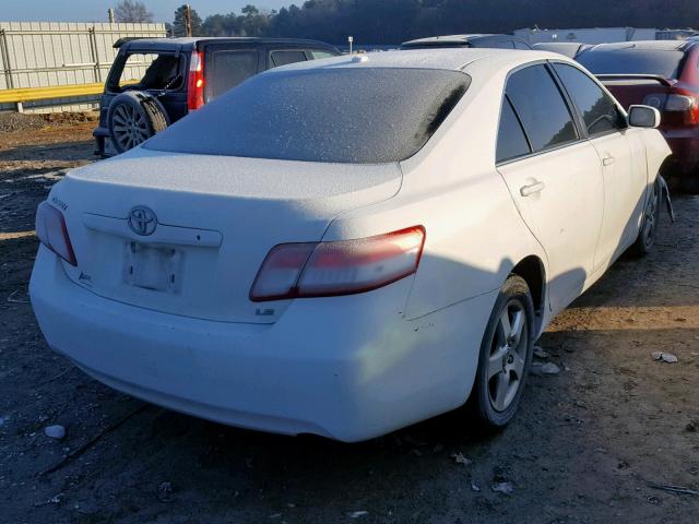 4T1BF3EK5AU542302 - 2010 TOYOTA CAMRY BASE WHITE photo 4