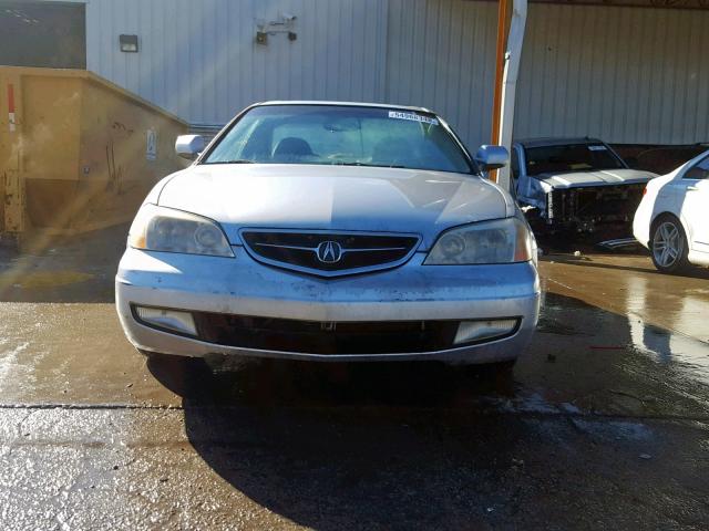 19UYA42441A014102 - 2001 ACURA 3.2CL SILVER photo 9