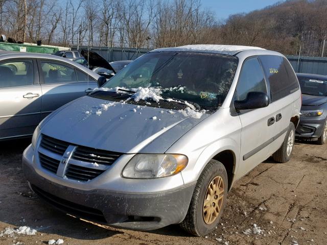 1D4GP25BX5B325107 - 2005 DODGE CARAVAN SE SILVER photo 2