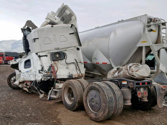 3AKJHHDR2JSJX0118 - 2018 FREIGHTLINER CASCADIA 1 WHITE photo 3