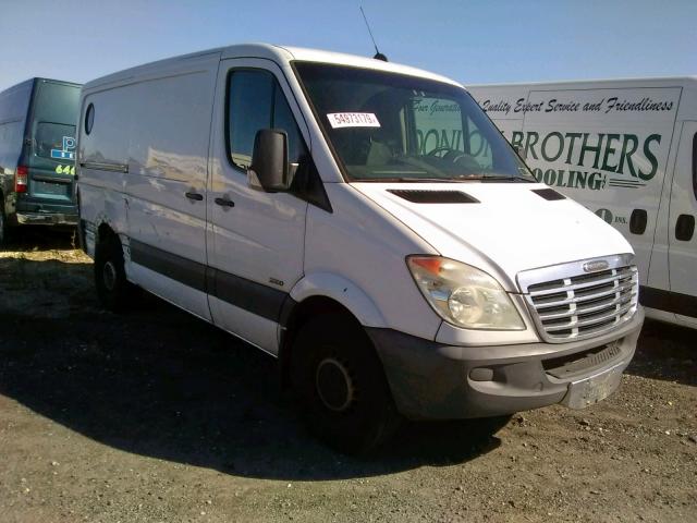 WDYPE745795363088 - 2009 FREIGHTLINER SPRINTER 2 WHITE photo 1