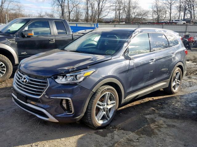 KM8SRDHF4JU269445 - 2018 HYUNDAI SANTA FE S GRAY photo 2