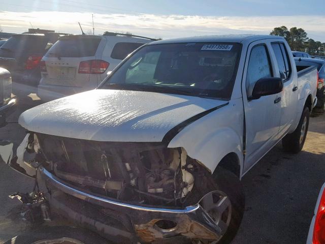 1N6AD07UX8C410734 - 2008 NISSAN FRONTIER C WHITE photo 2