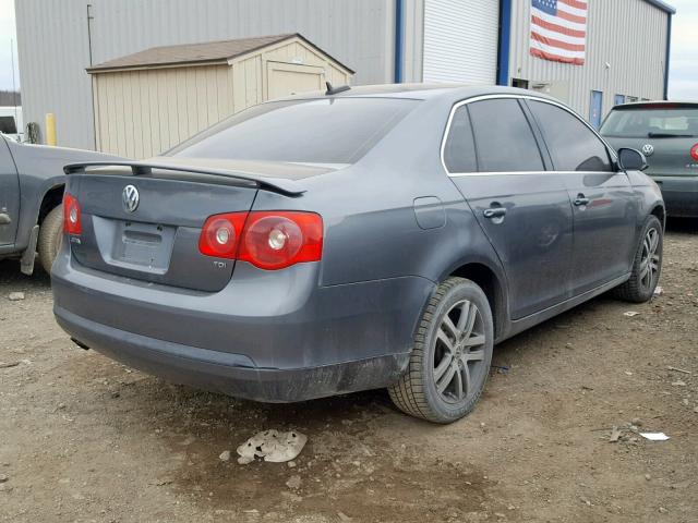 3VWST71K86M825490 - 2006 VOLKSWAGEN JETTA TDI GRAY photo 4