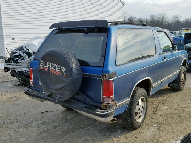 1GNCT18W6N0147859 - 1992 CHEVROLET BLAZER S10 BLUE photo 4