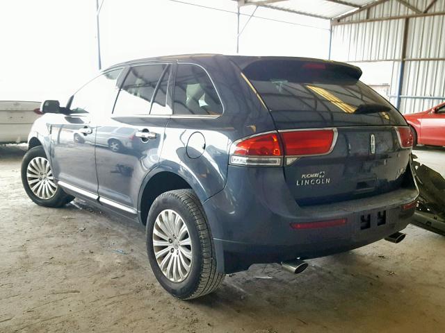 2LMDJ6JK9EBL06783 - 2014 LINCOLN MKX BLUE photo 3