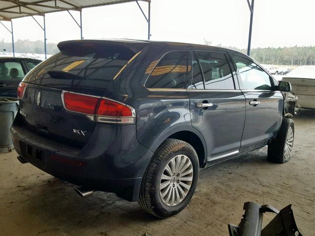 2LMDJ6JK9EBL06783 - 2014 LINCOLN MKX BLUE photo 4