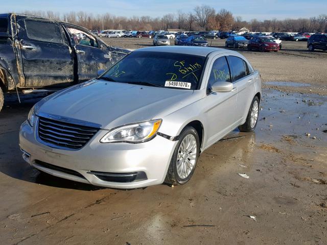 1C3CCBAB6CN261984 - 2012 CHRYSLER 200 LX SILVER photo 2